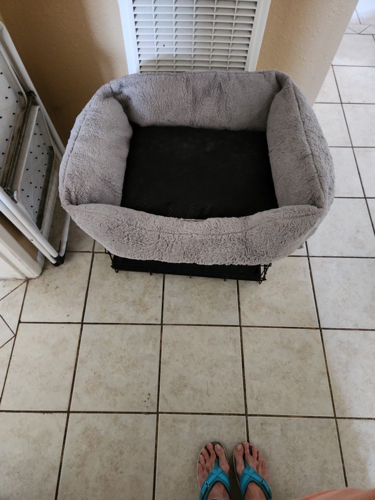 Small dog bed