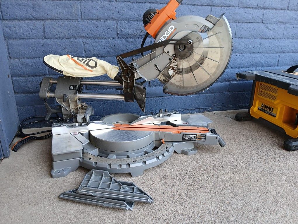 SLIDING MITER SAW 12"