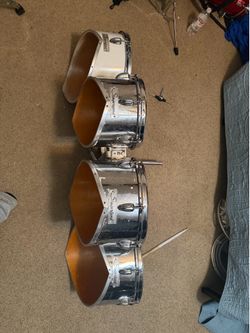 Slingerland tenor drums not free