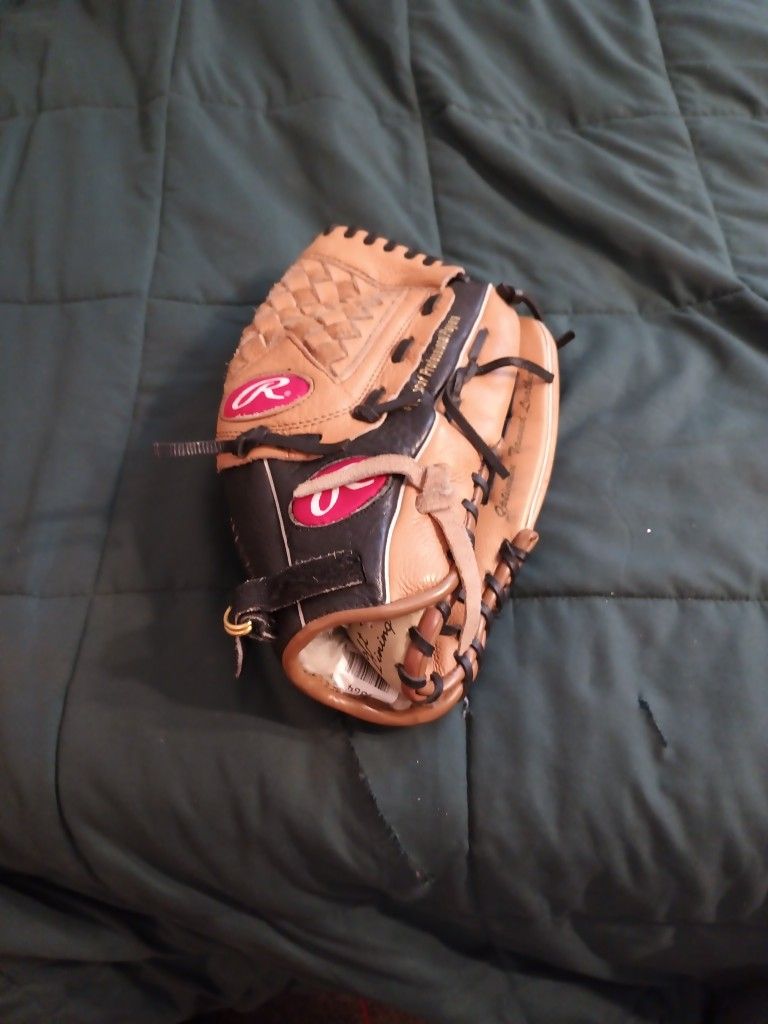 Leather Baseball Glove