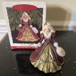 Hallmark Keepsake Ornament Holiday Barbie 1996