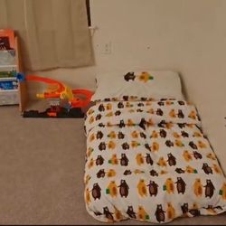 Kids Bedroom 