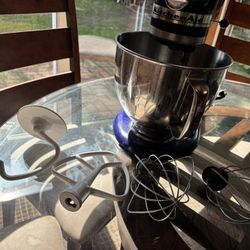 KitchenAid deluxe food Mixer