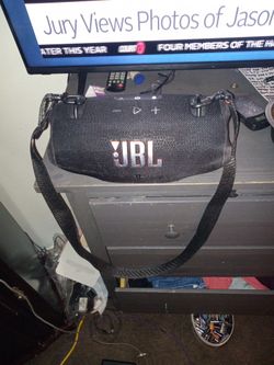 JBL Extream 4  Bluetooth Speaker New 200.00 Cash