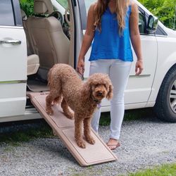 Pet Gear Short Bi-Fold Dog Ramp, Tan