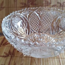 8 Inch Crystal Serving Bowl 