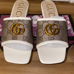 Womans Footwear
