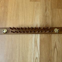 Tie/belt/necklace Holder