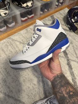 Air Jordan 3 Size 9 DS