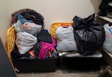 Huge lot of women's clothes