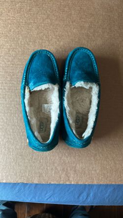 Ugg Slipper Size 7 Women