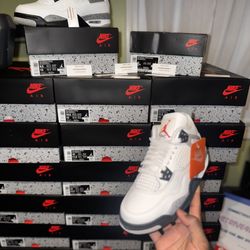 Air Jordan 4 Retro "White Cement" (2025) FV5029-100/IB4171-100 