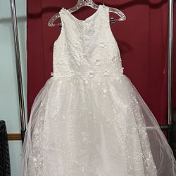 White Dress size 14 $150.00 cash  Serious inquiries only