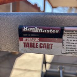 Hydraulic Lift Table