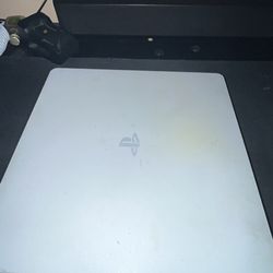 PS4 slim