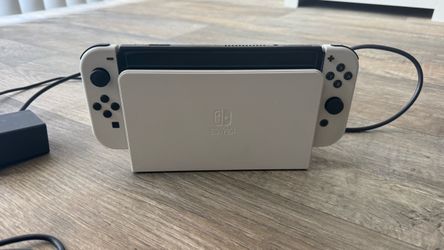 Nintendo Switch OLED White Bundle + Games + Controllers