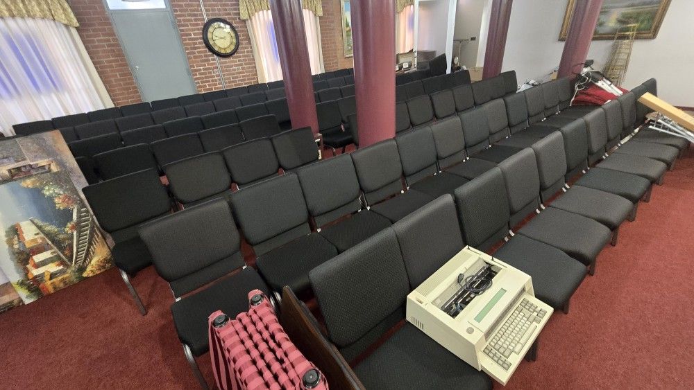FUNERAL HOME GOING OUT OF BUSINESS ~ 100 Black Padded Stackable chairs. $950 MUST PICK UP IN ARCADIA