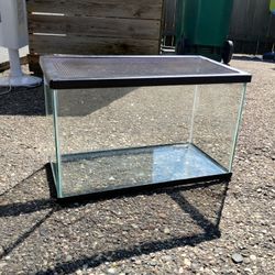 10 Gallon Tank/Aquarium 