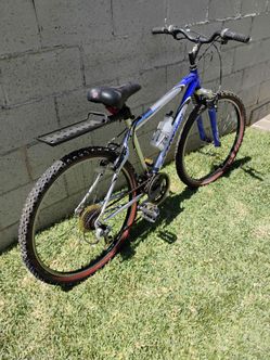 Schwinn 26 " 7 speed frontier bike