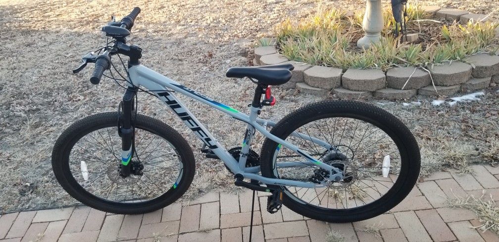 Like New 26" 21 Speed https://offerup.com/redirect/?o=TXRuLkJpa2U= W/Disc Brakes