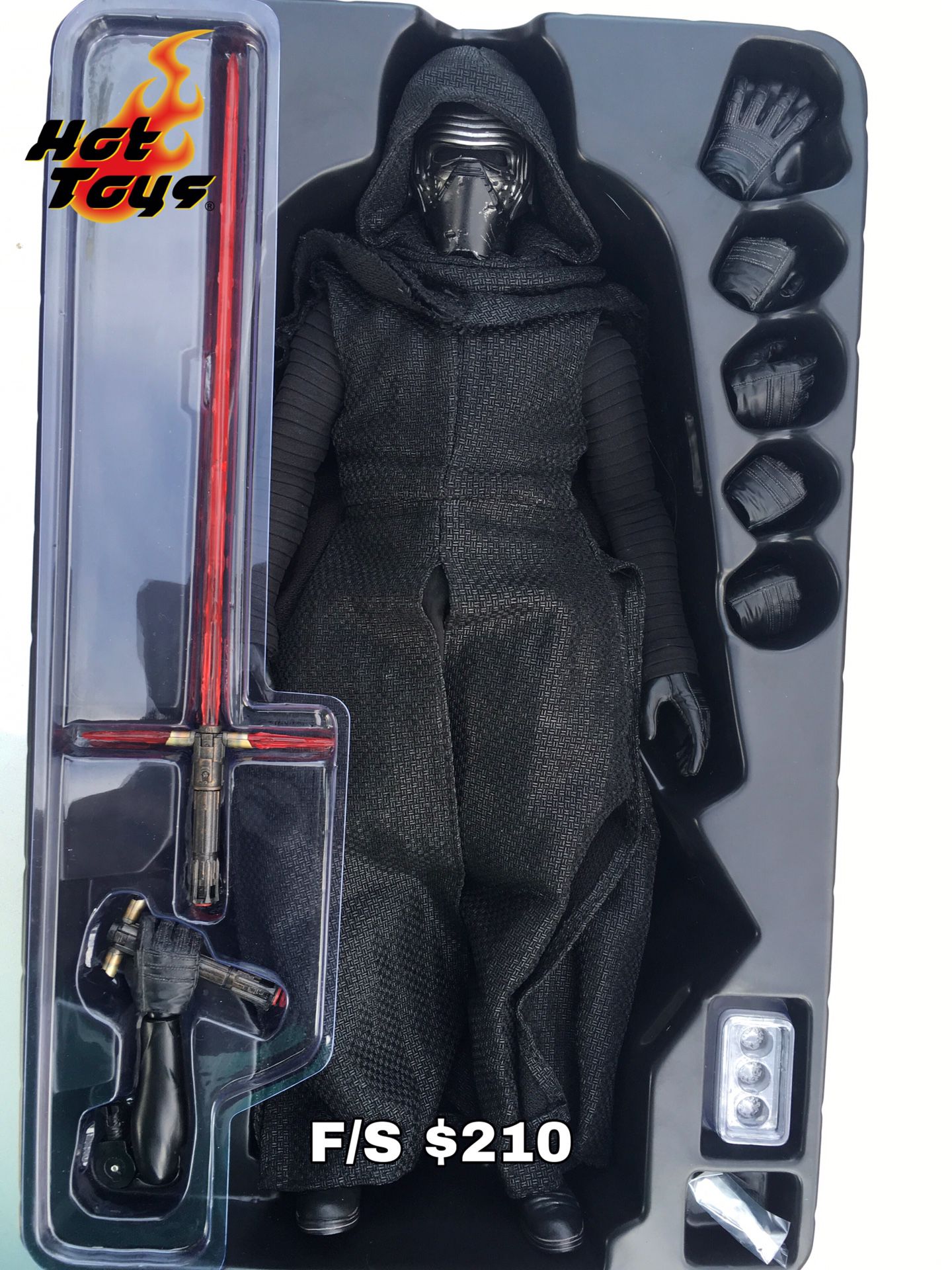 Hot Toys 1/6 Scale (MMS 320) Kylo Ren Action Figure from Star Wars