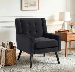 Tufted Black Arm Chair