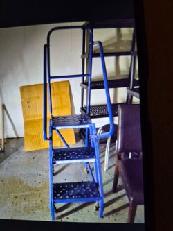 Metal  ladder" used once