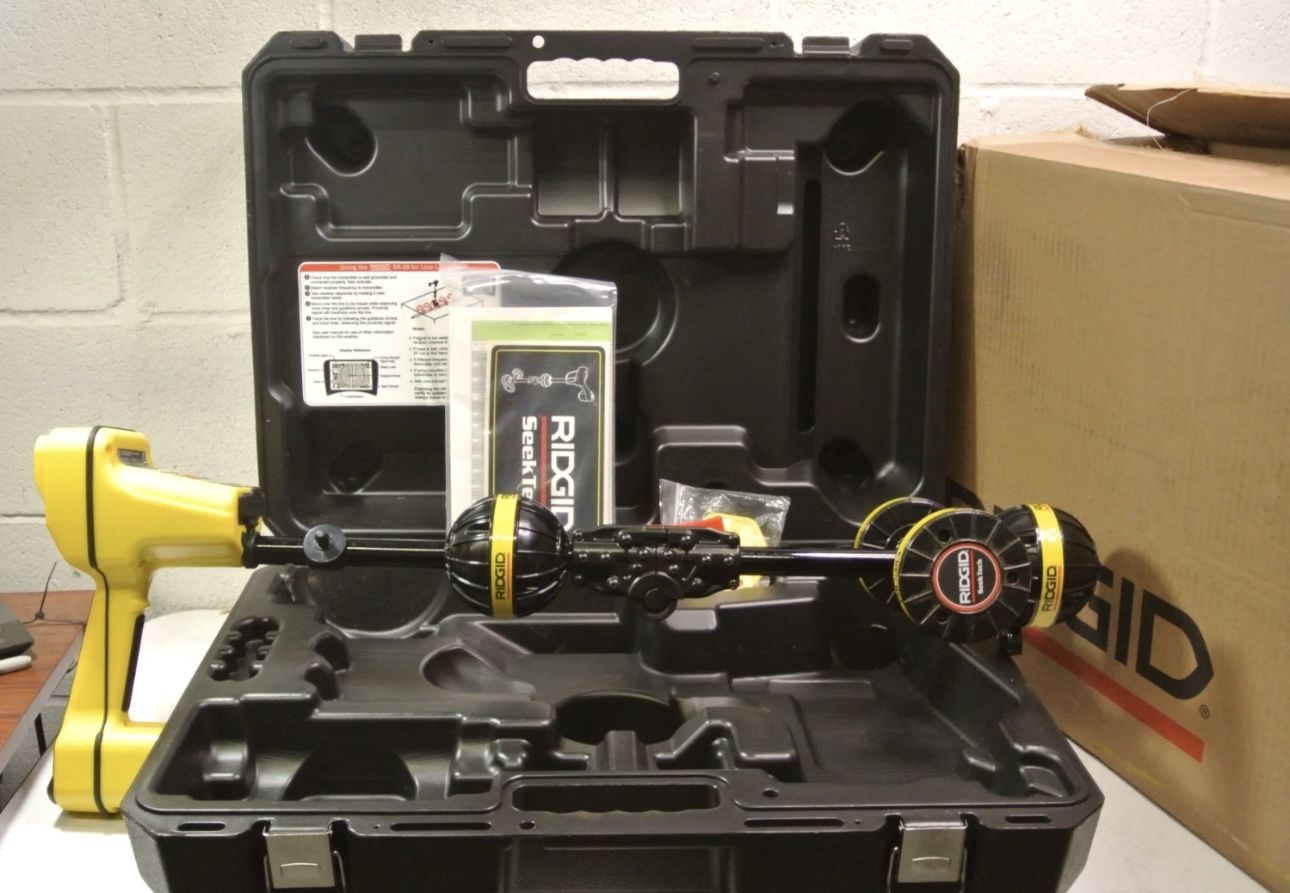 RIDGID SeekTech SR-20 Utility Pipeline Locator/Receiver