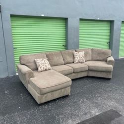 Grey Sectional Couch 