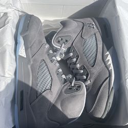DS JORDAN 5 WOLF GREY SIZE 9 & 9.5
