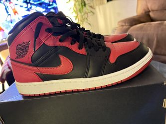 Jordan 1 Mid Banned (2020) 