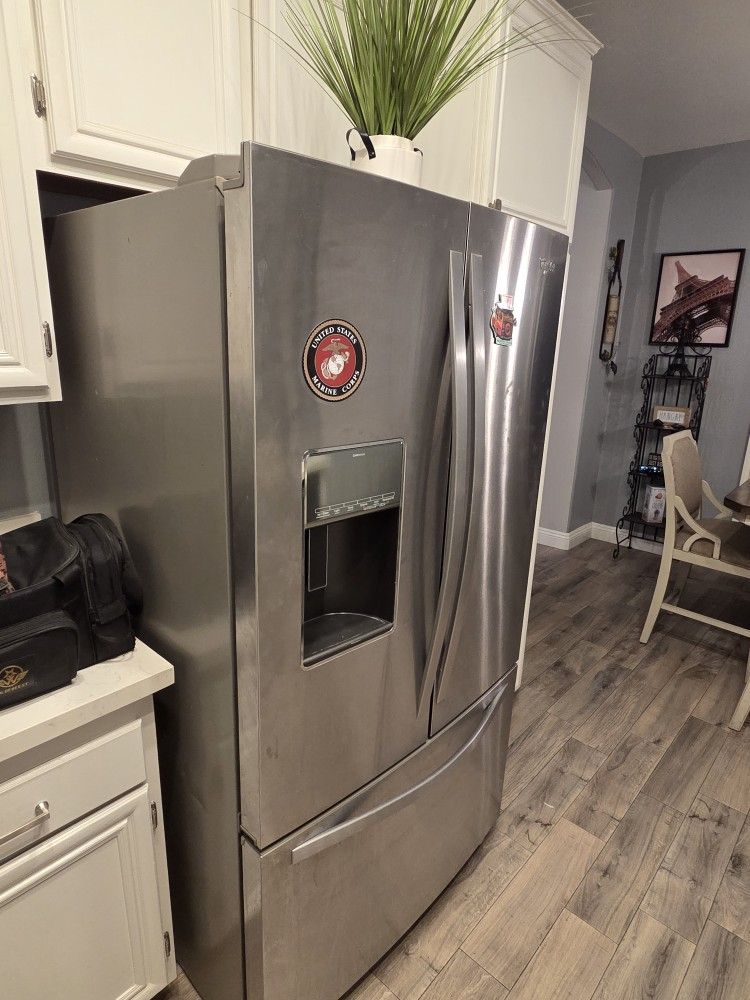 Whirlpool Refrigerator