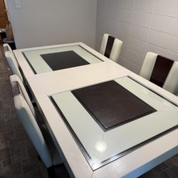 Sofía Vergara Rectangular Dining Table 