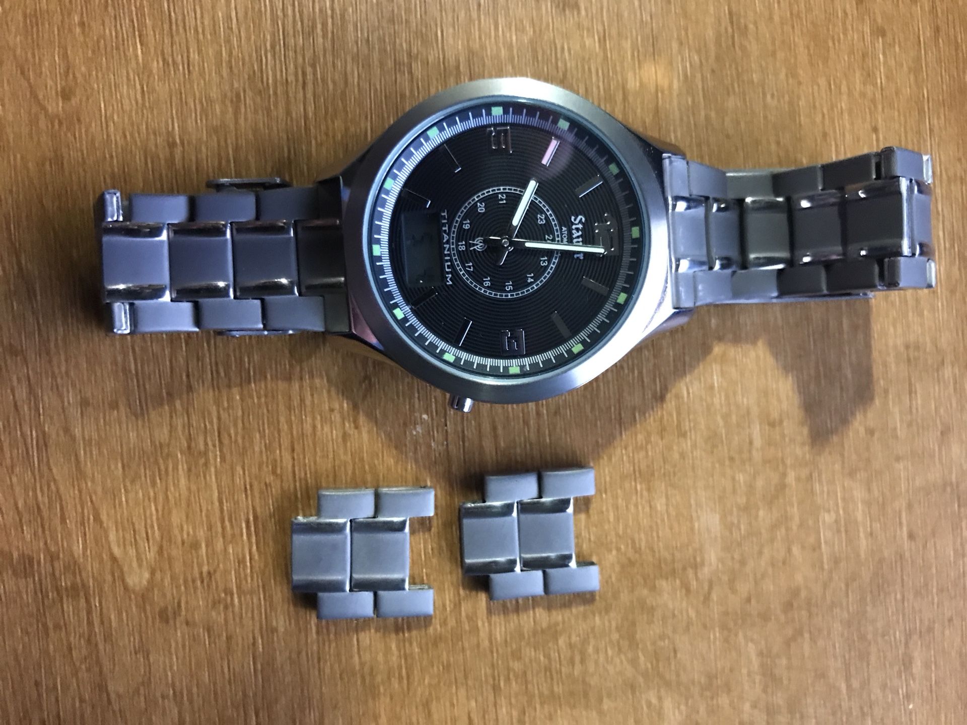 Stauer Titanium Atomic Men’s Watch 15442 New