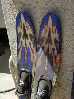 O'Brian water skis 2 sets of doubles