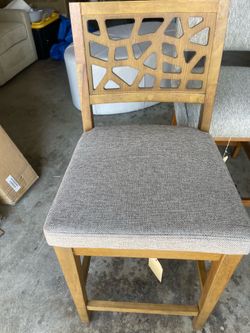 Crackle chair