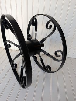 Beautiful Metal Steel Hose Reel Hanger, Heavy Duty Powder Painted.