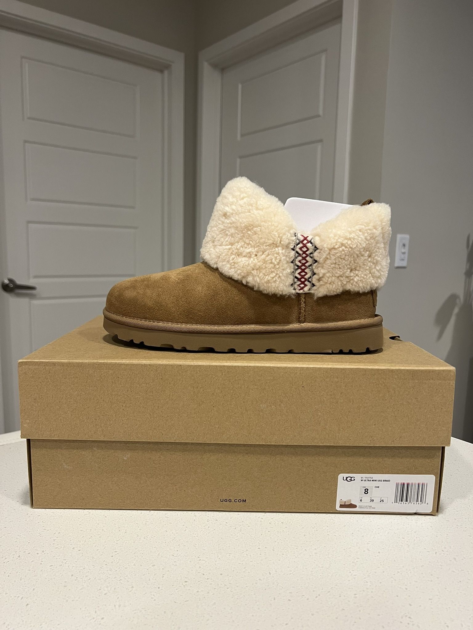 UGG Classic Ultra Mini Boot “Heritage Braid Chestnut” Size 8W