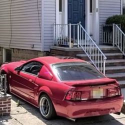 1999 Ford Mustang