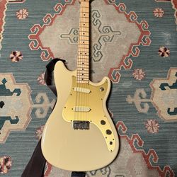 Squire/Fender duo sonic
