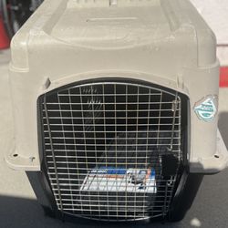 Large Dog Crate/Kennel 