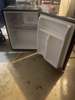 Whirlpool Mini Fridge