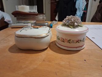 Jewelry boxes/container