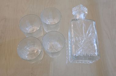Whiskey Glass Set With 6 Glasses New