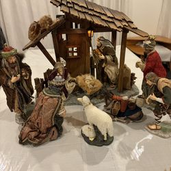 Member's Mark Collectible Hand Painted 2006 Porcelain Nativity Set