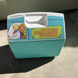 Igloo Scooby Doo Mystery Machine Cooler