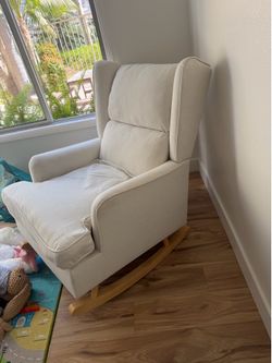 White/cream rocking baby rocking chair