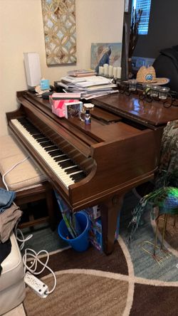 Free Baby Grand Piano