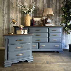 🌺 Newly Refinished Vaughan Bassett Solid Wood Dresser W/Single Nightstand/ I Can Deliver 