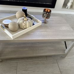 Matching TV Stand And Coffee Table 